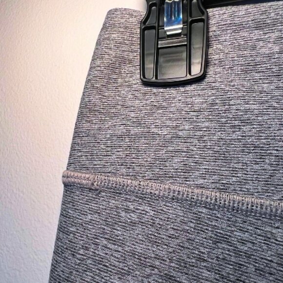 OUTDOOR VOICES Heathered Grey Leggings Size M - Picture 8 of 8